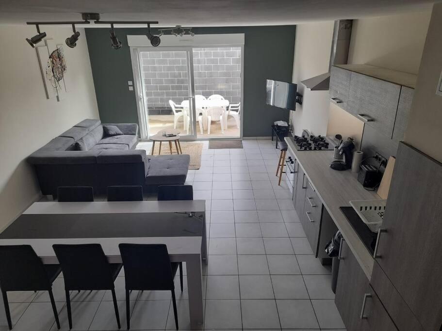 Hébergement de vacances Maison De 100m2 Avec Terrasse *