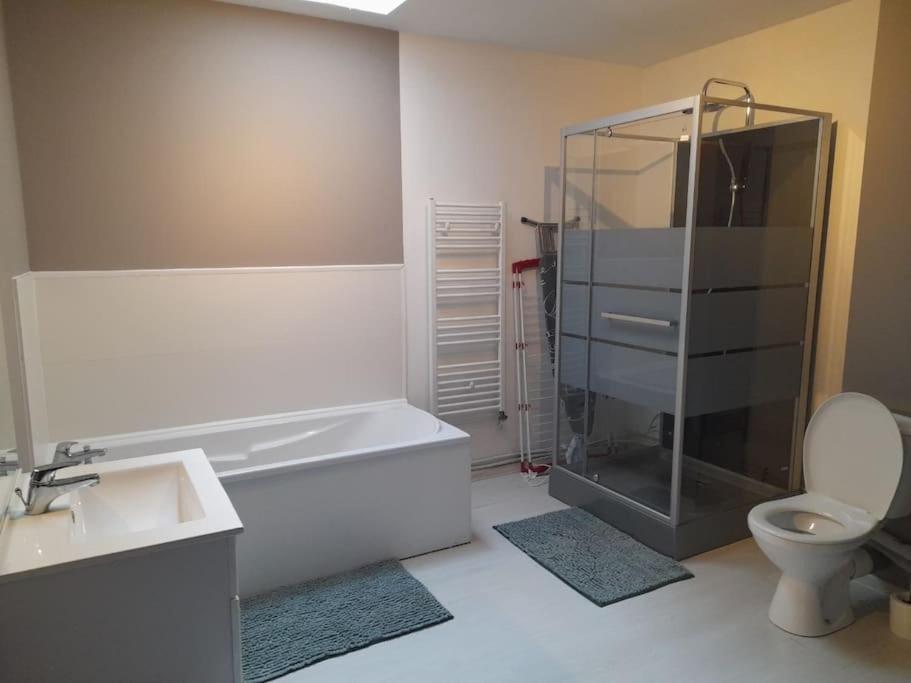Maison De 100m2 Avec Terrasse Hébergement de vacances